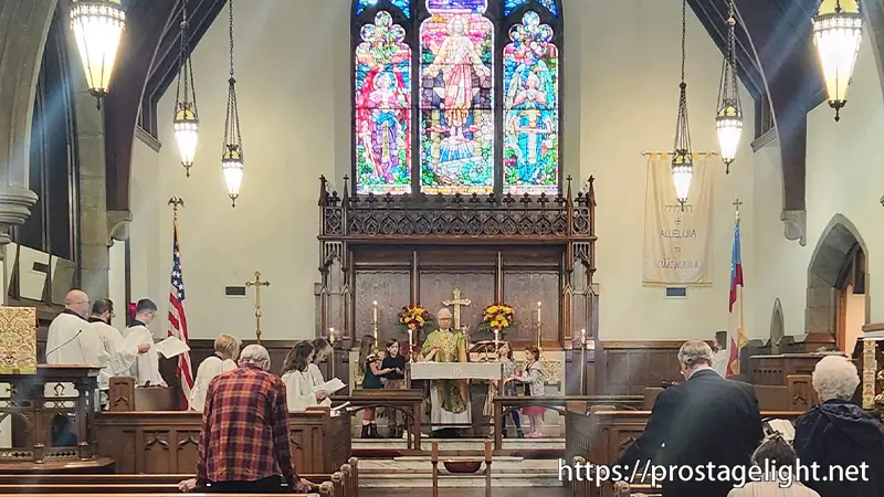 Small Church Stage Designs Andrew's (1)