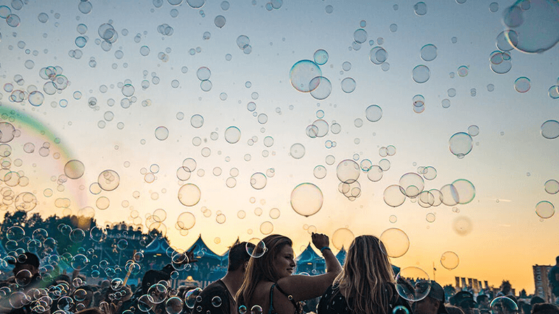 smoke bubble machine