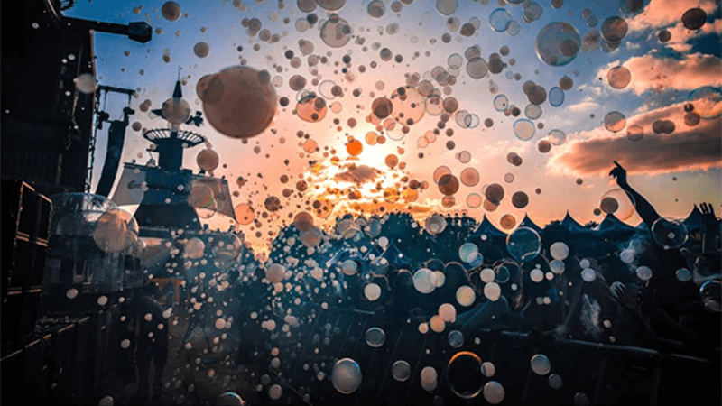 smoke bubble machine