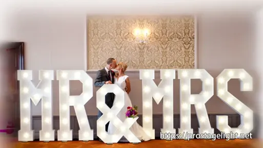 letter lights wedding_