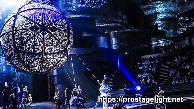 Dramatic Effects with Colour Mixing Dramatic Effects with Colour Mixing