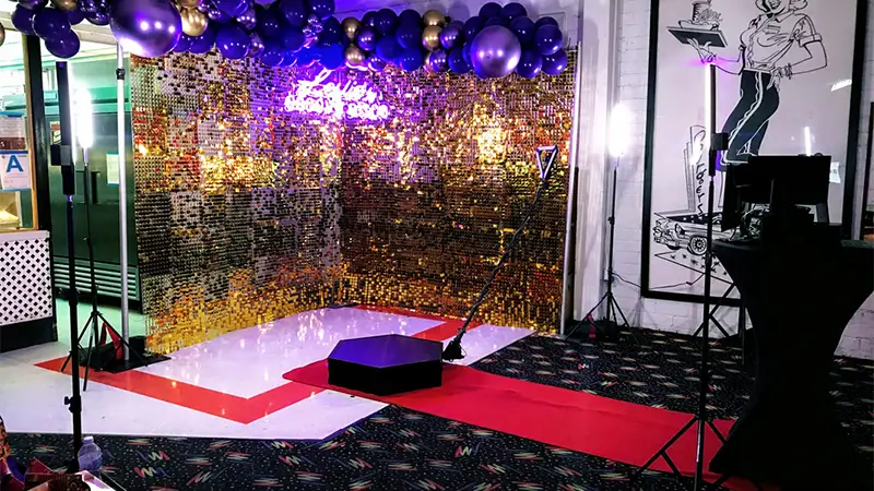 360 photo booth sharing station_ (4)