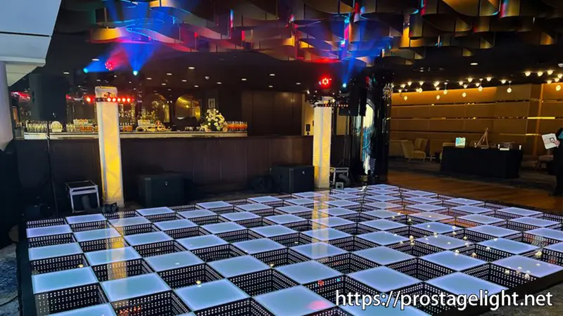 Magnet 3D Mirror LED Dance Floor (1)