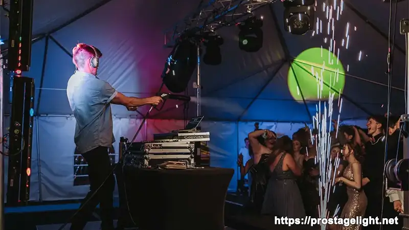 .What-are-Cold-Sparkler-Fountains .What-are-Cold-Sparkler-Fountains