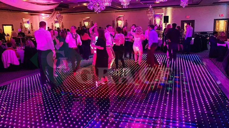 Fundraisers & Charity Balls – Create a luxurious, high-end vibe.