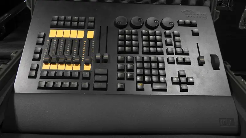 grand ma command wing_ (7)