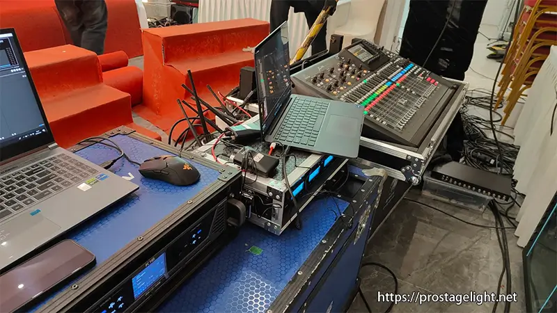 Stage Lighting Equipment_ (1) Stage Lighting Equipment_ (1)