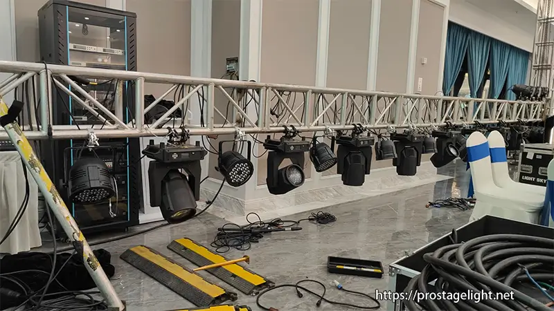 Stage Lighting Equipment_ (2) Stage Lighting Equipment_ (2)
