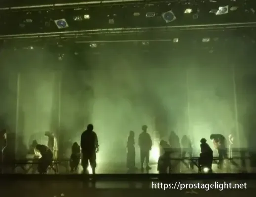 Stage Lighting Design_ Less Is More(8)